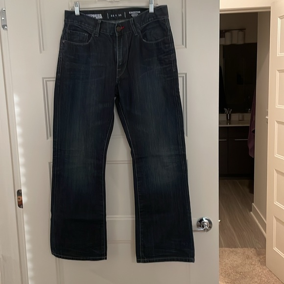 Express Men’s Boot-Cut Jeans - Picture 2 of 3